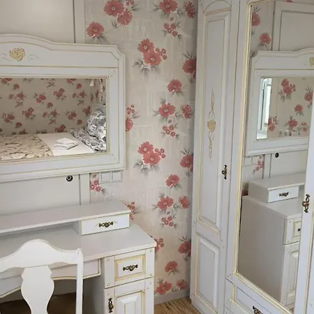 Border Grafovi דירה נרבה